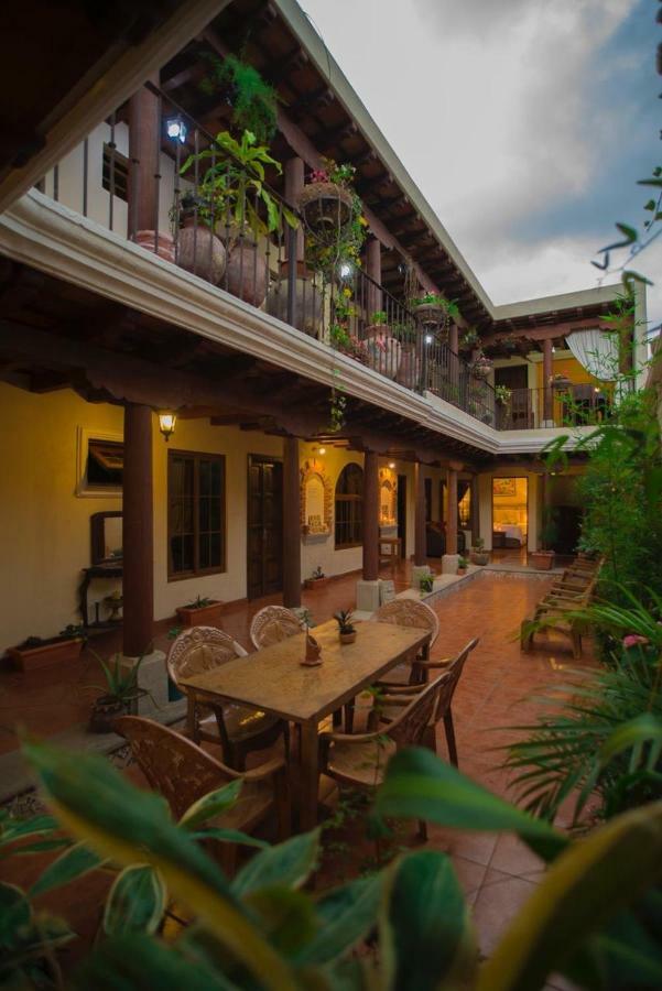 Hotel Mansion Del Rey Antigua ภายนอก รูปภาพ